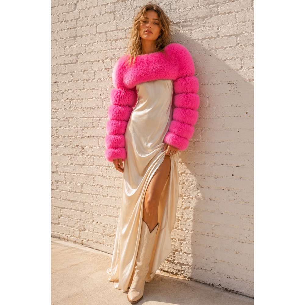 Akira WoWo Pink Faux Fur Shrug Bolero Barbiecore Festival Glam Statement Piece
